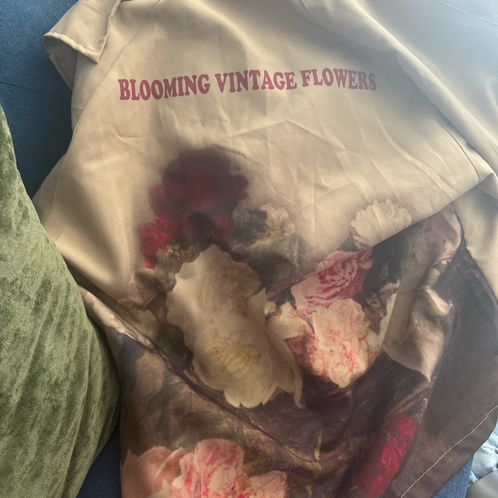 Brand New Vintage Blooming Flowers Jacket